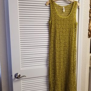 Gypsy Junkies Yellow/Grn Floral Knit Overlay Dress